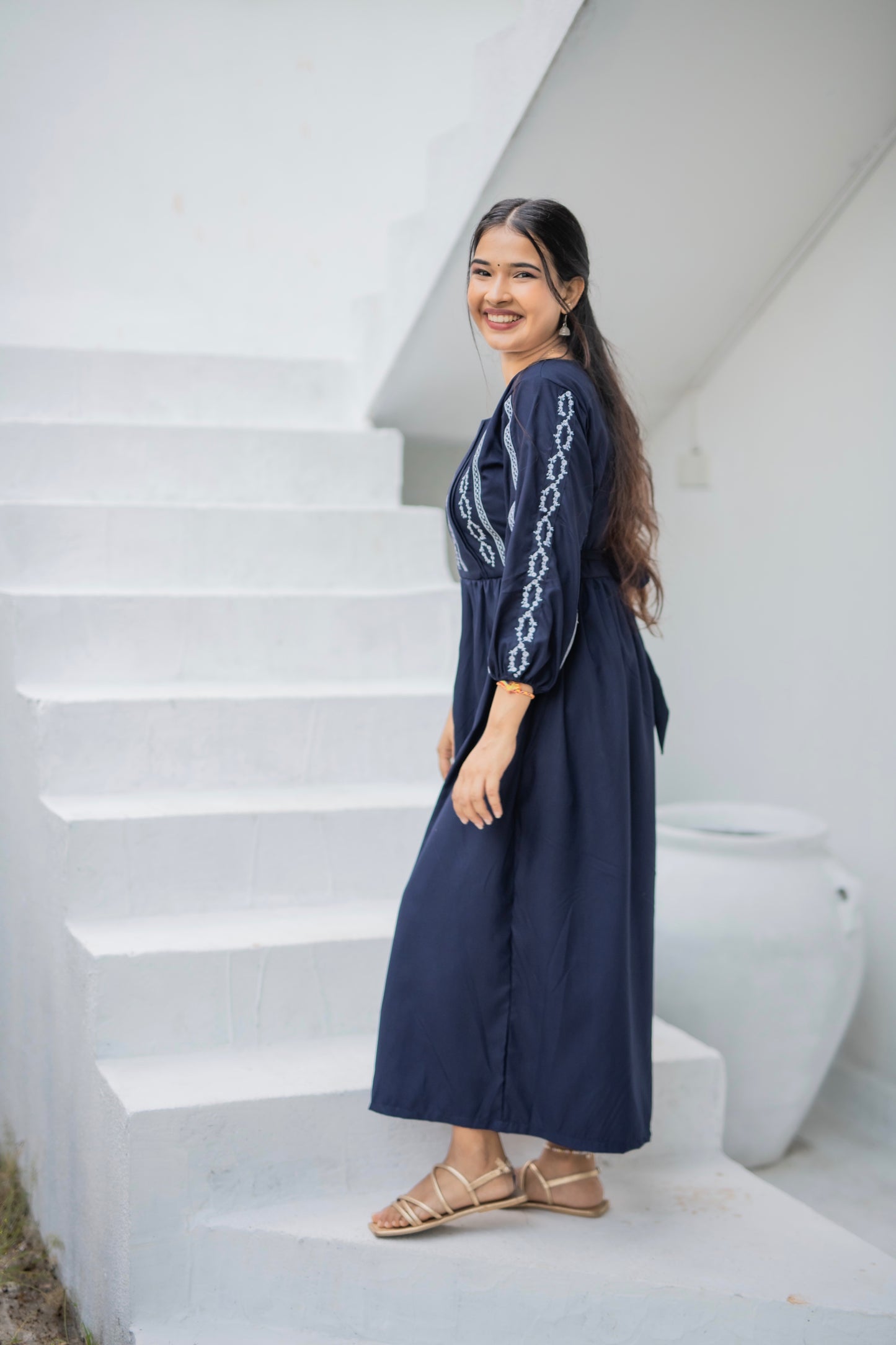 Embroidered maxi dress blue