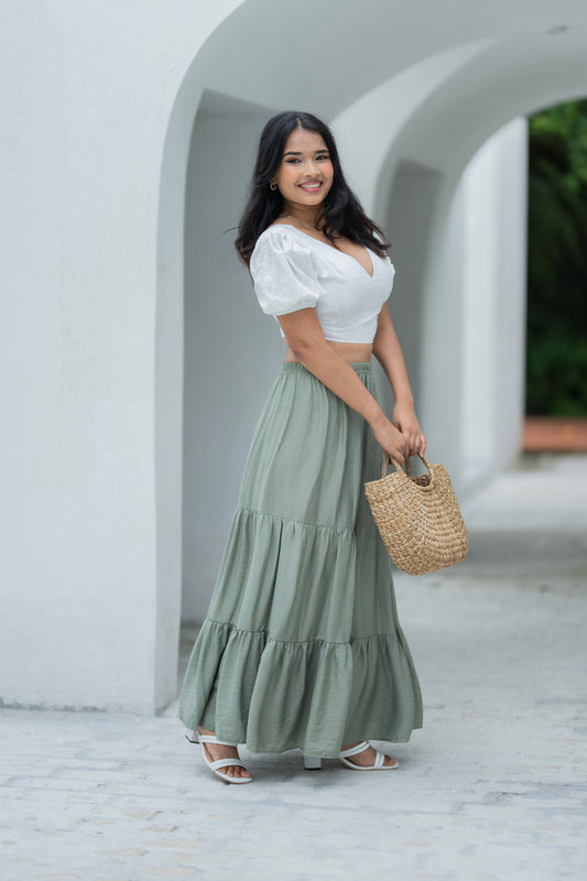 White balloon sleeved top