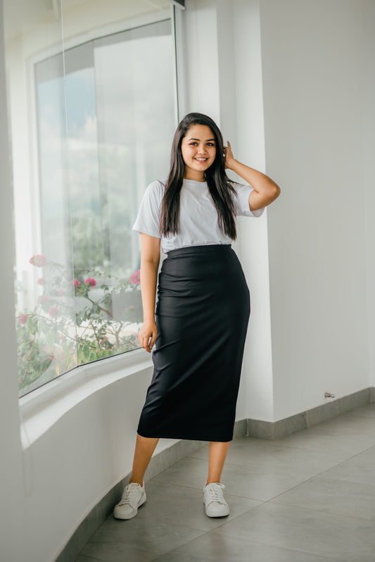 Black rib skirt & Tee